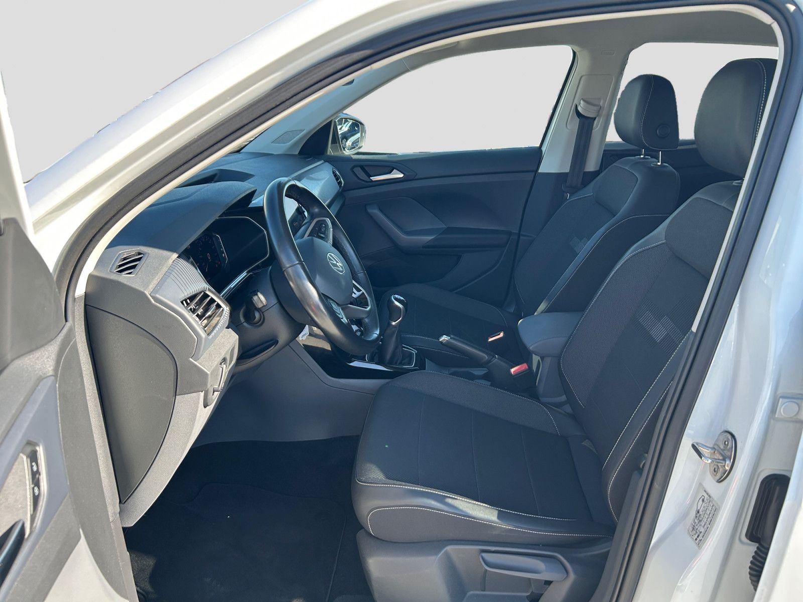 Volkswagen T-Cross 1.0 TSI Style Navi AHK Sitzhzg Einparkh foto 10