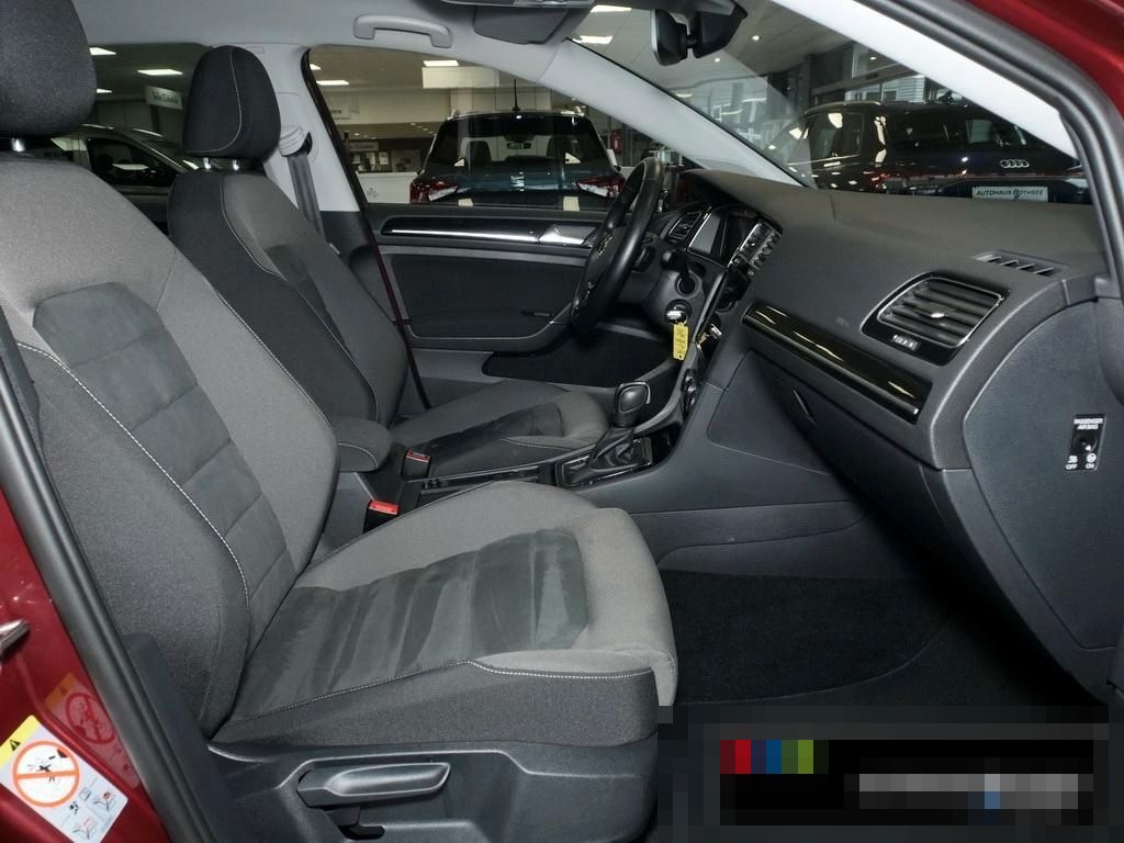 Volkswagen Golf 1.5 TSI DSG ACC+AHK+KAMERA+LED+NAVI+STANDHZ foto 4