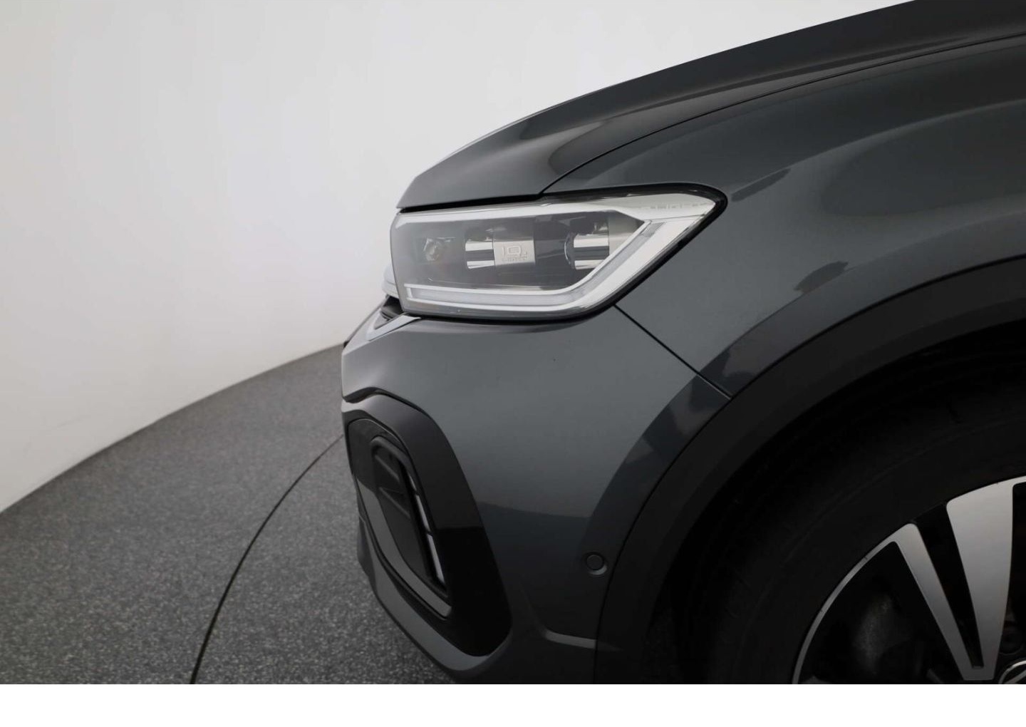 Volkswagen T-Roc 1.5 TSI R-Line DSG NAV/LED/RFK/ACC/SH/DAB+ foto 24