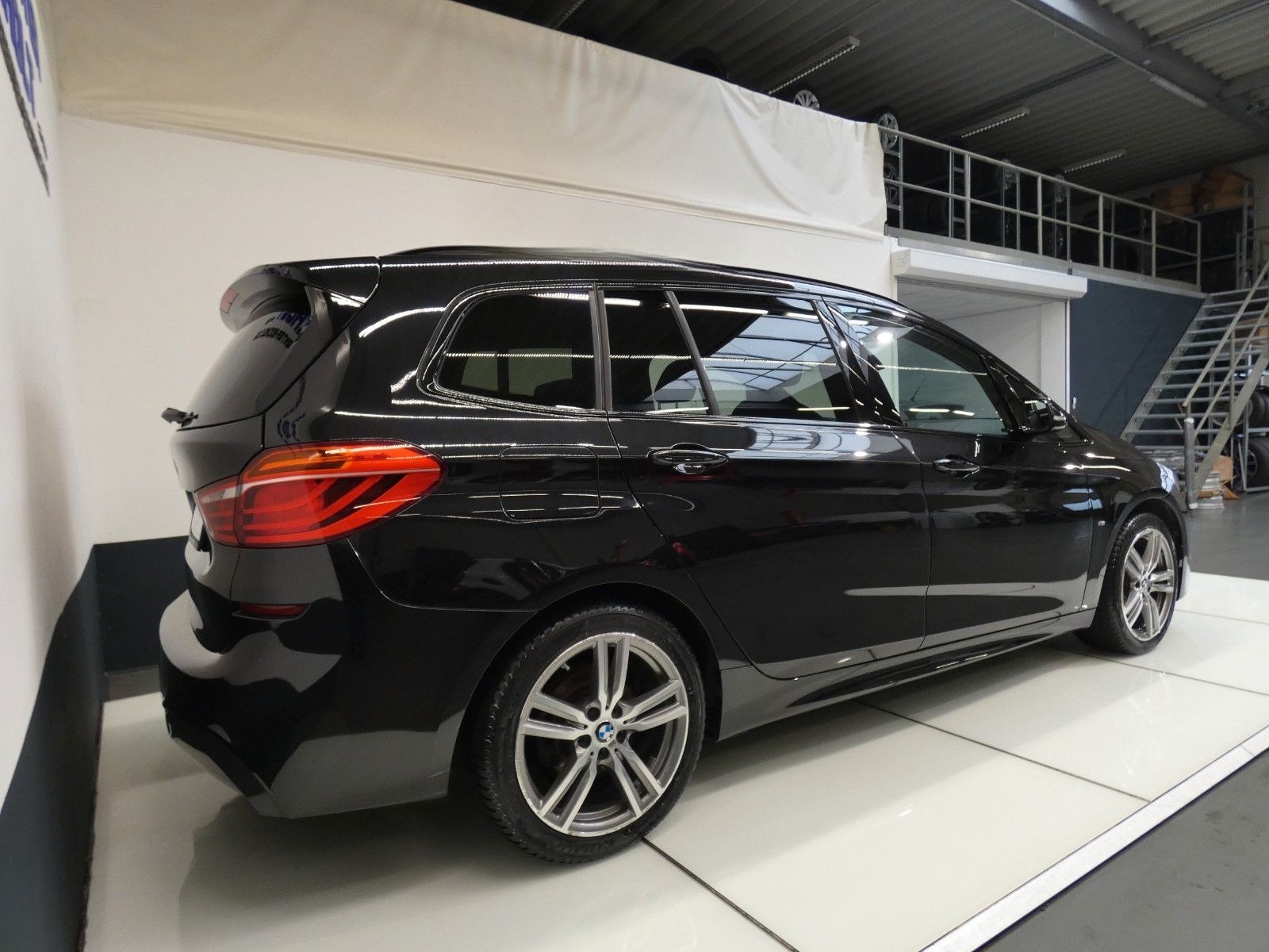 BMW 218 Gran Tourer M Sport*DAB*AHK*Navi*LED*HiFi foto 9