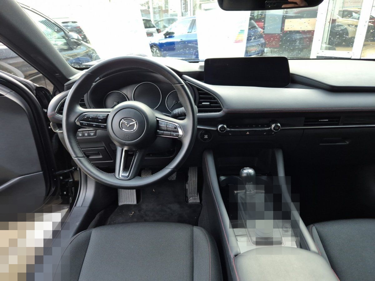Mazda 3 2.5L e-SKYACTIV G 140ps foto 6