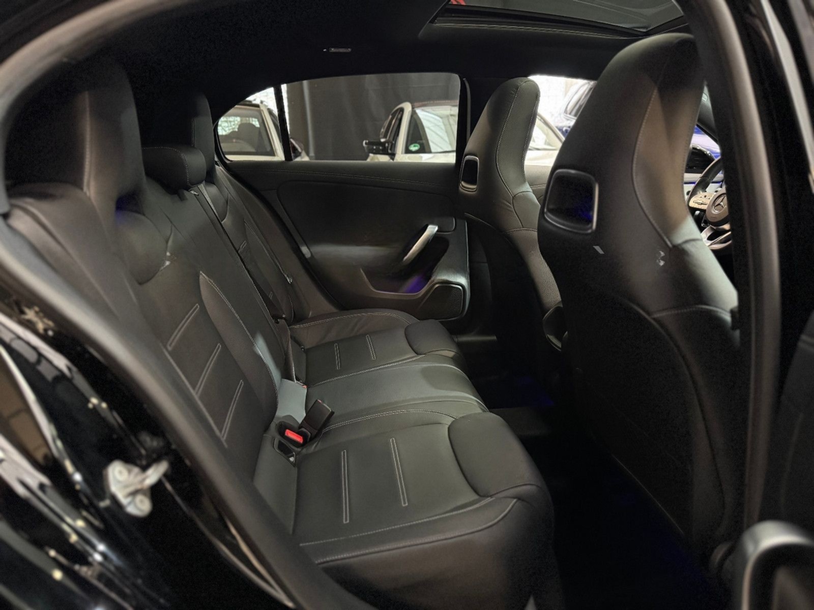 Mercedes-Benz A 180 AMG-Line/Pano/Virtual/Navi/Ambiente/Kamera foto 15