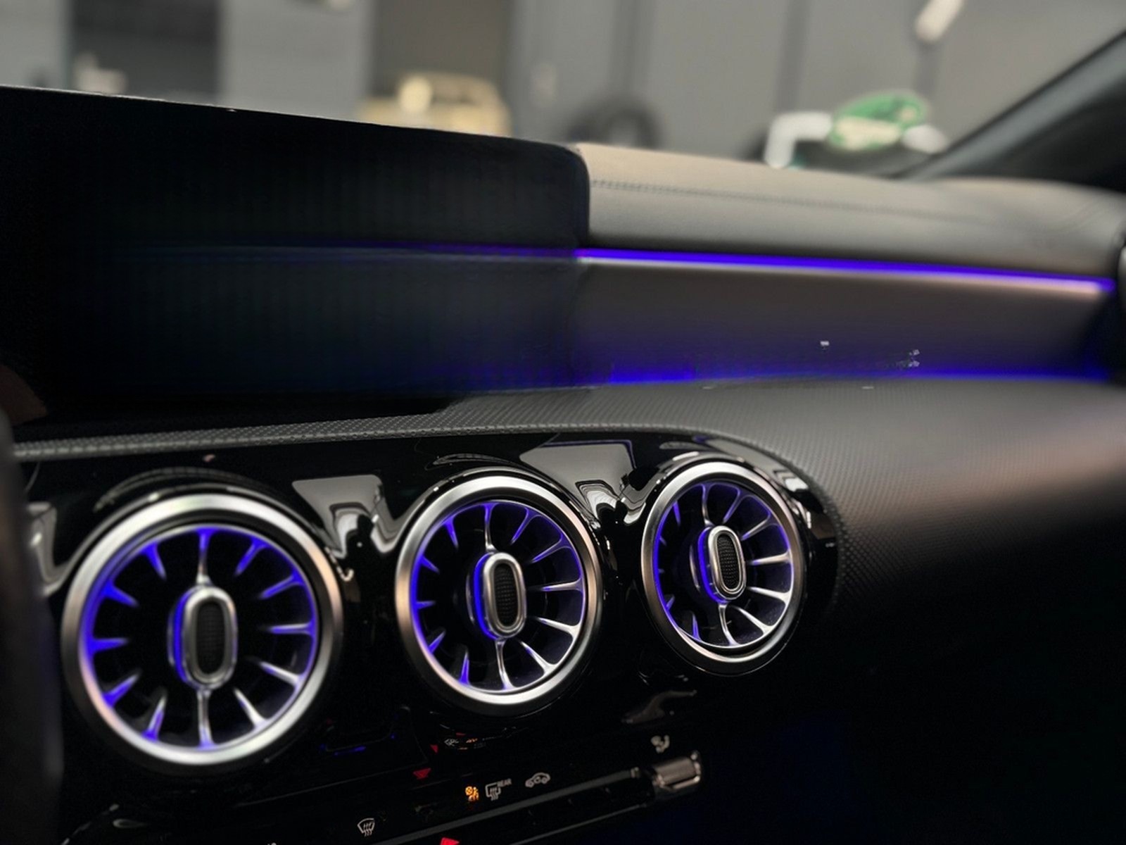 Mercedes-Benz A 180 AMG-Line/Pano/Virtual/Navi/Ambiente/Kamera foto 25