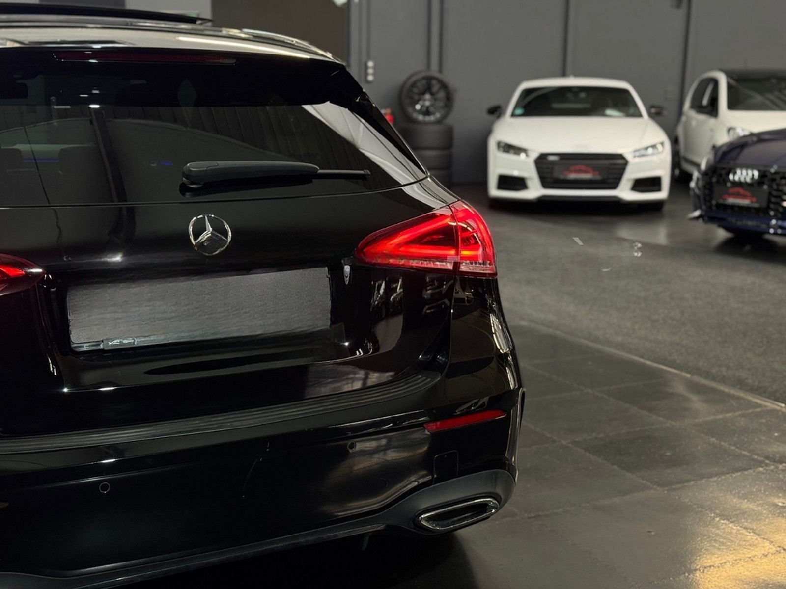 Mercedes-Benz A 180 AMG-Line/Pano/Virtual/Navi/Ambiente/Kamera foto 30