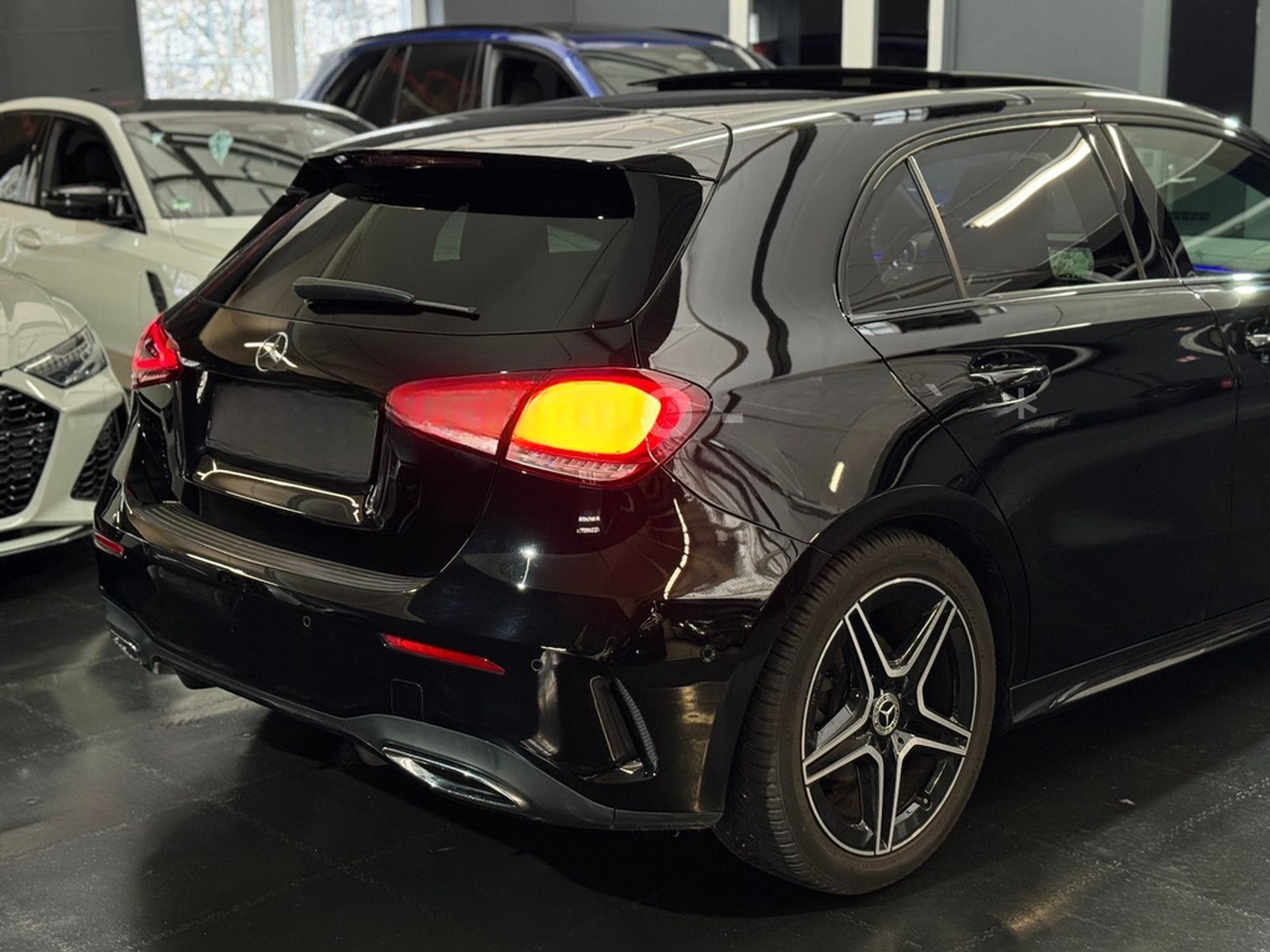 Mercedes-Benz A 180 AMG-Line/Pano/Virtual/Navi/Ambiente/Kamera foto 32