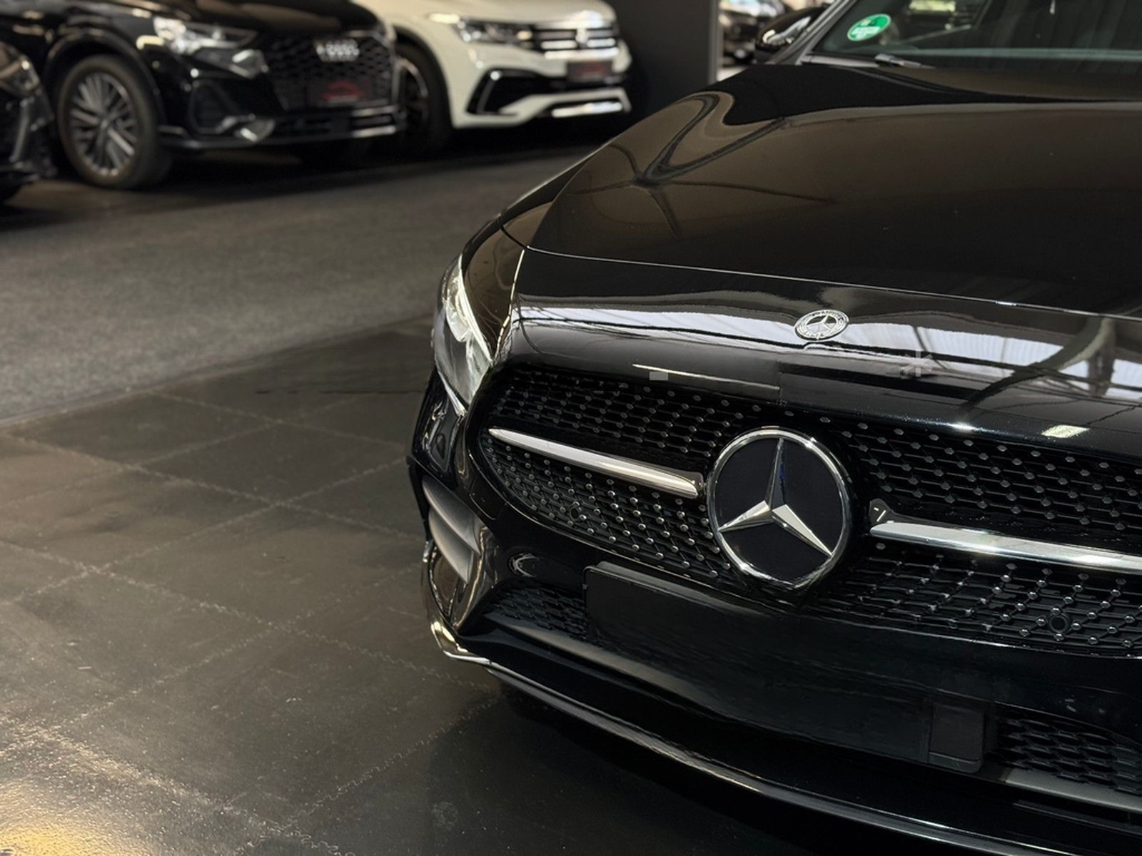 Mercedes-Benz A 180 AMG-Line/Pano/Virtual/Navi/Ambiente/Kamera foto 37
