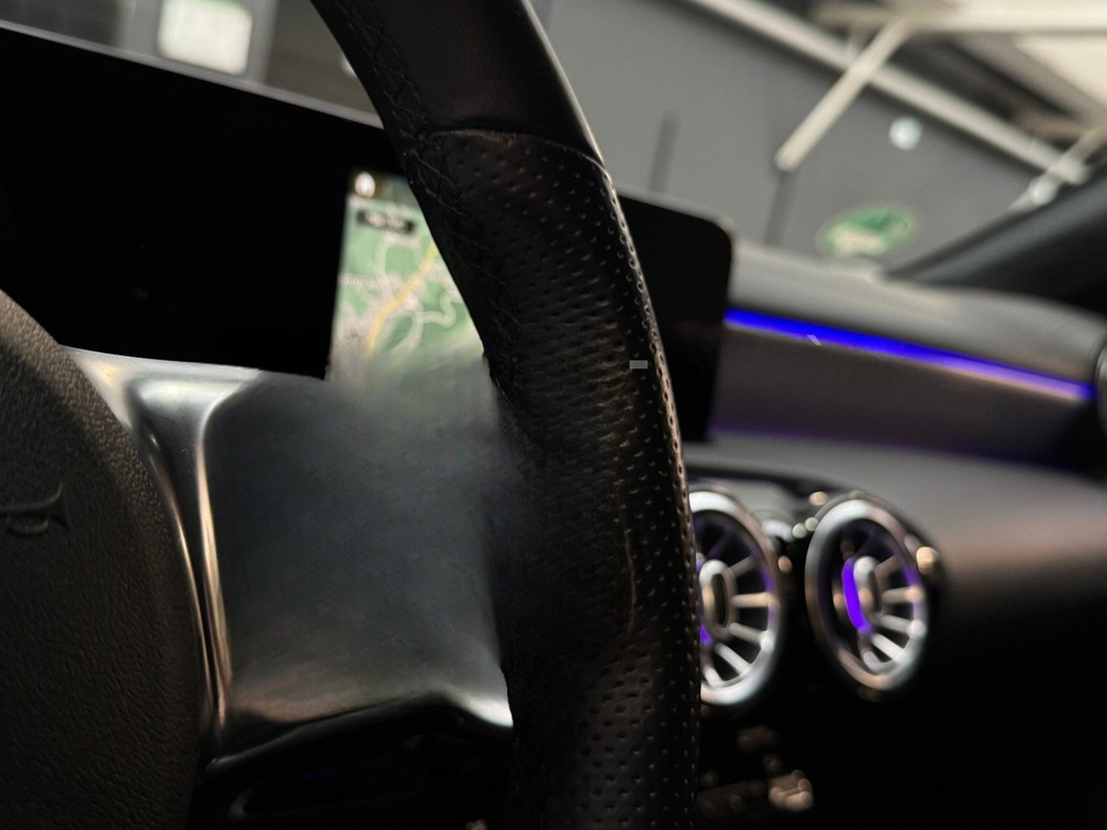 Mercedes-Benz A 180 AMG-Line/Pano/Virtual/Navi/Ambiente/Kamera foto 47