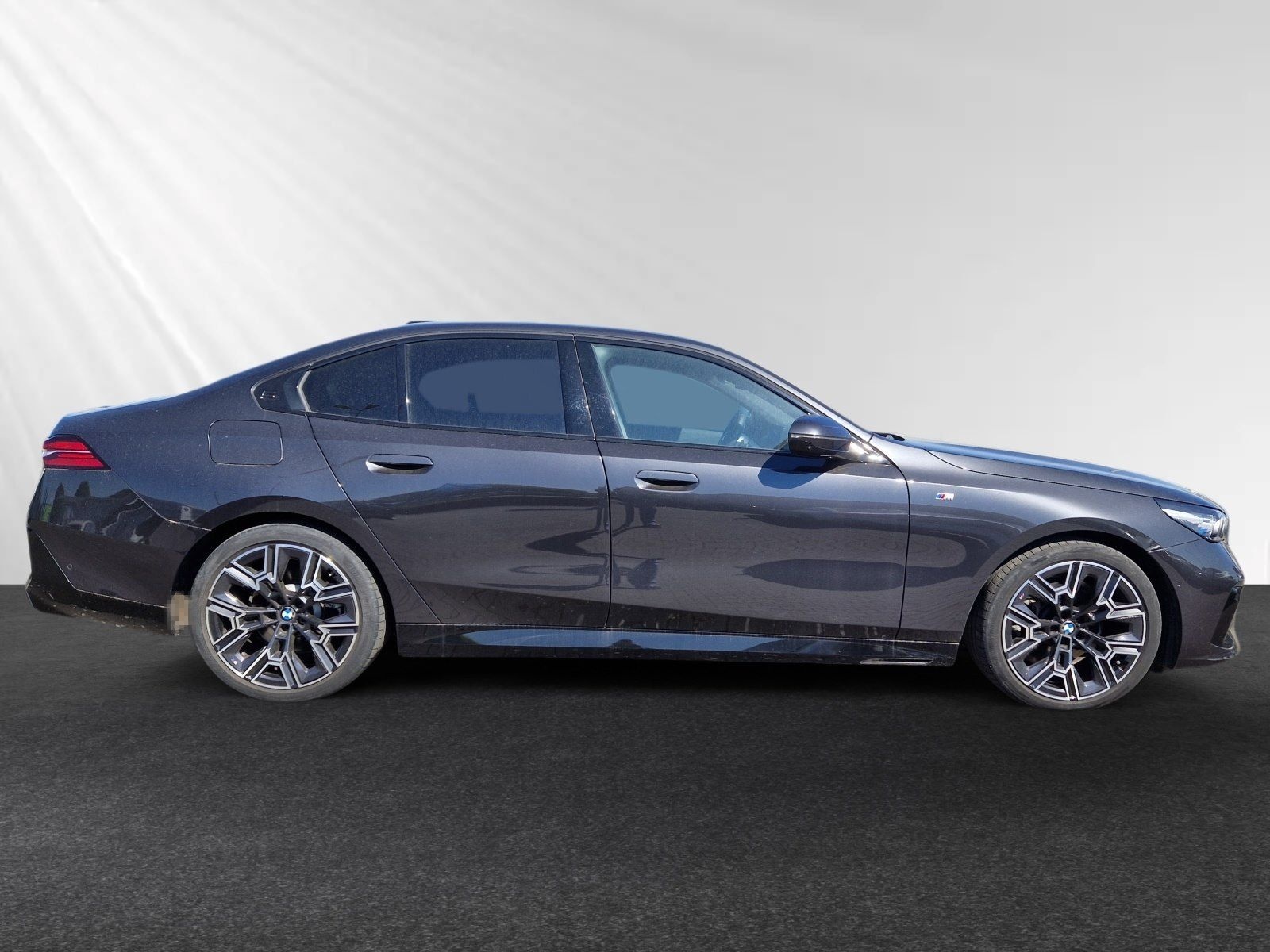 BMW 520d xDrive Limousine MSport|Pano|20"LM|Standhzg foto 2