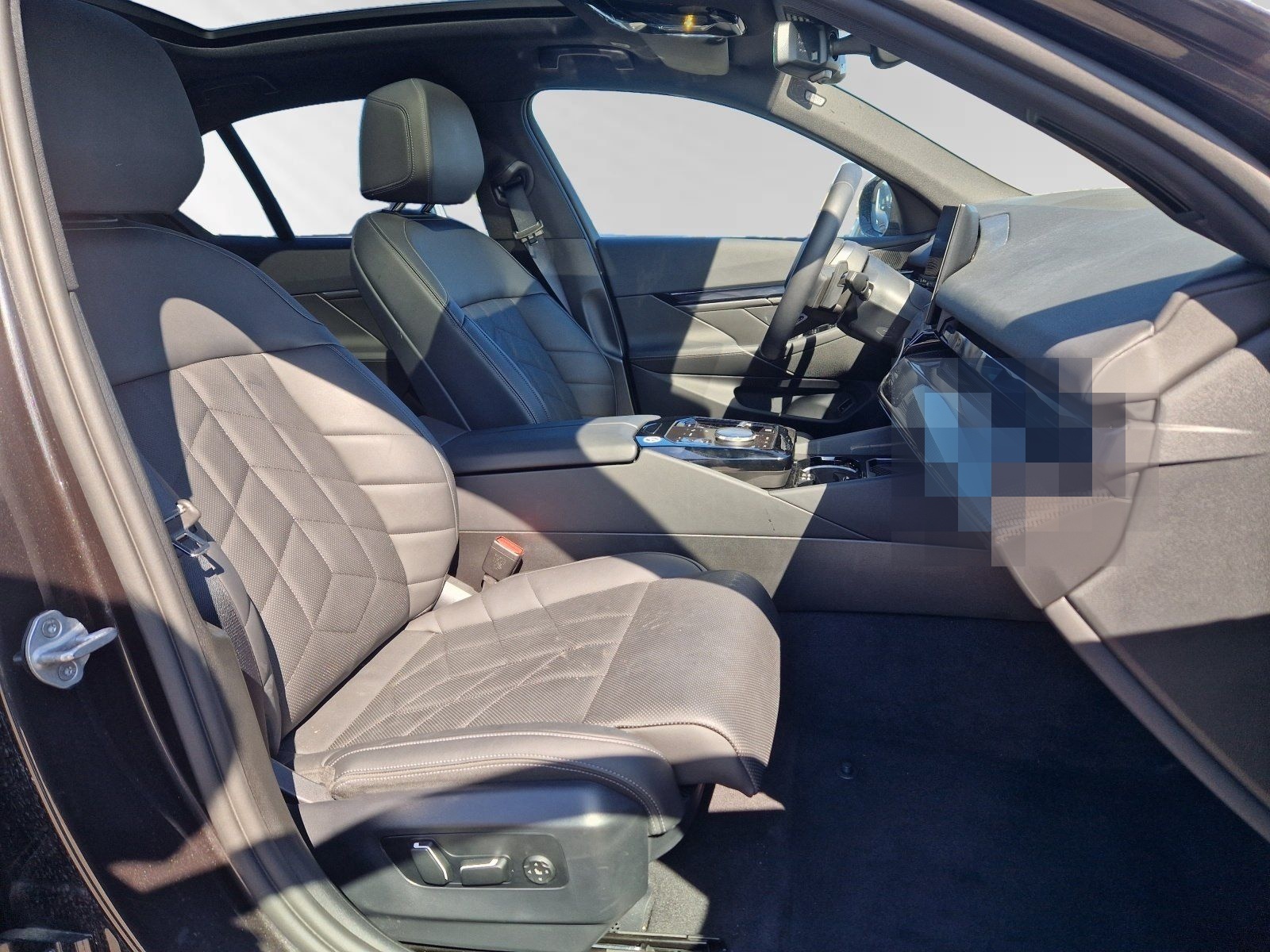 BMW 520d xDrive Limousine MSport|Pano|20"LM|Standhzg foto 8