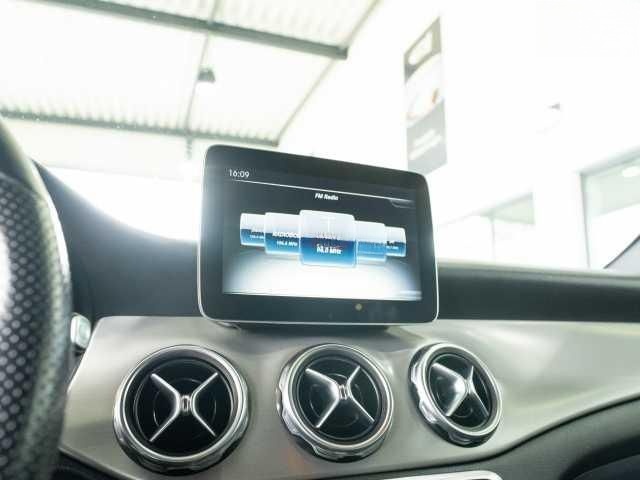 Mercedes-Benz GLA 200 *AMG*EL. HECKKL*AHK*2.HD*SCHECKHEFT* foto 17