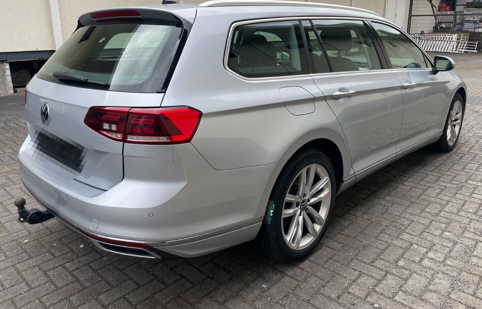 Volkswagen Passat 2.0 TDI  200  Elegance foto 4