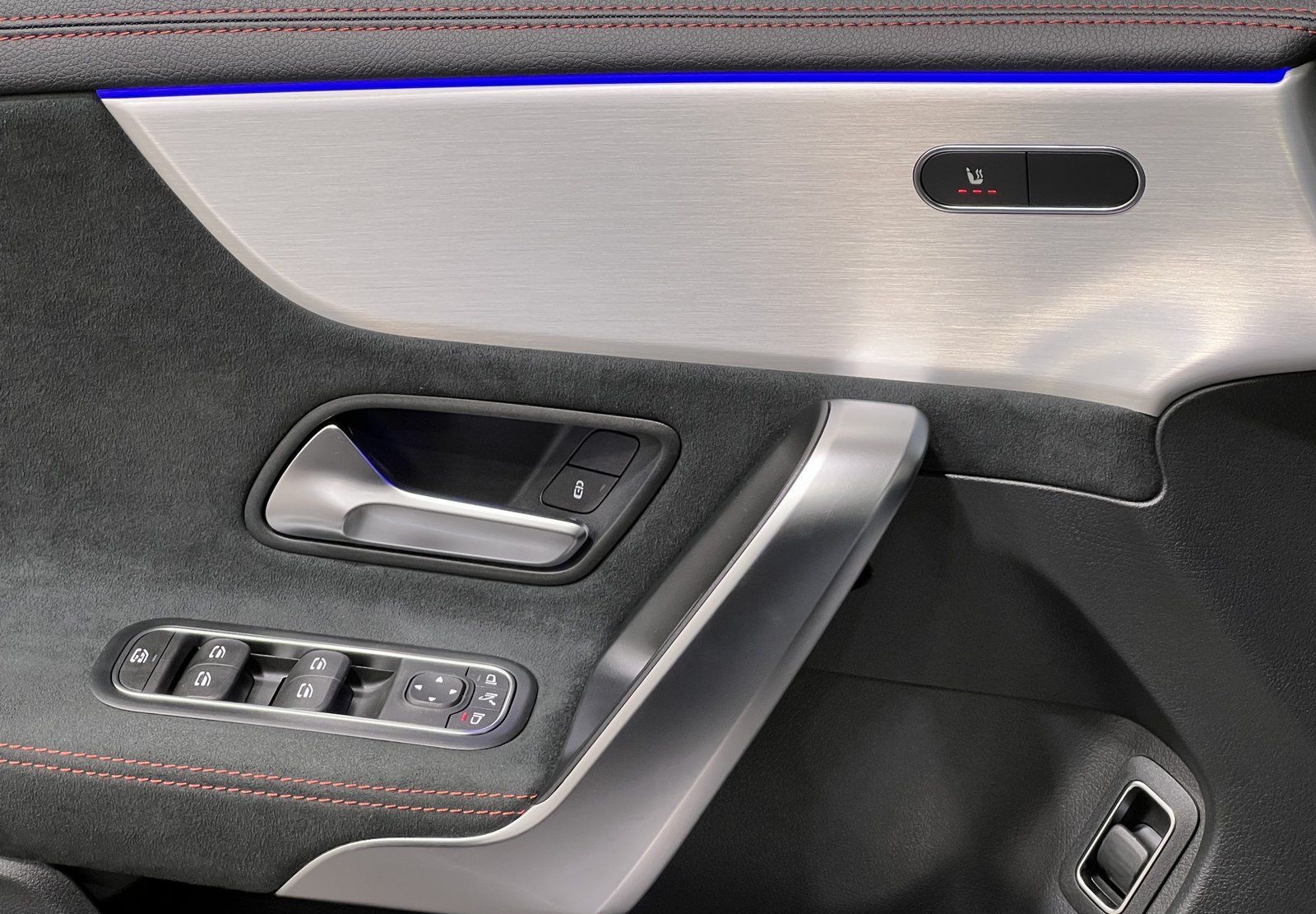 Mercedes-Benz CLA 220 d SB AMG Night Multibeam AHK 360° Distro foto 19