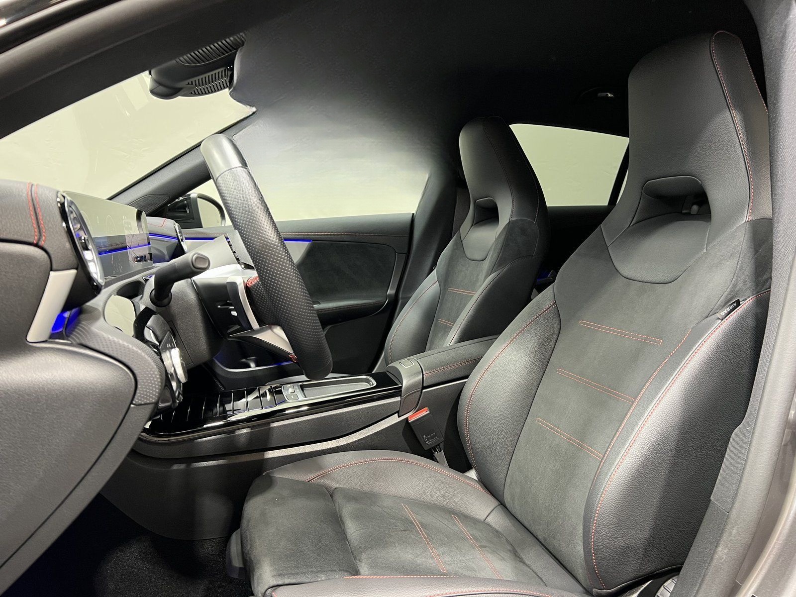 Mercedes-Benz CLA 220 d SB AMG Night Multibeam AHK 360° Distro foto 8