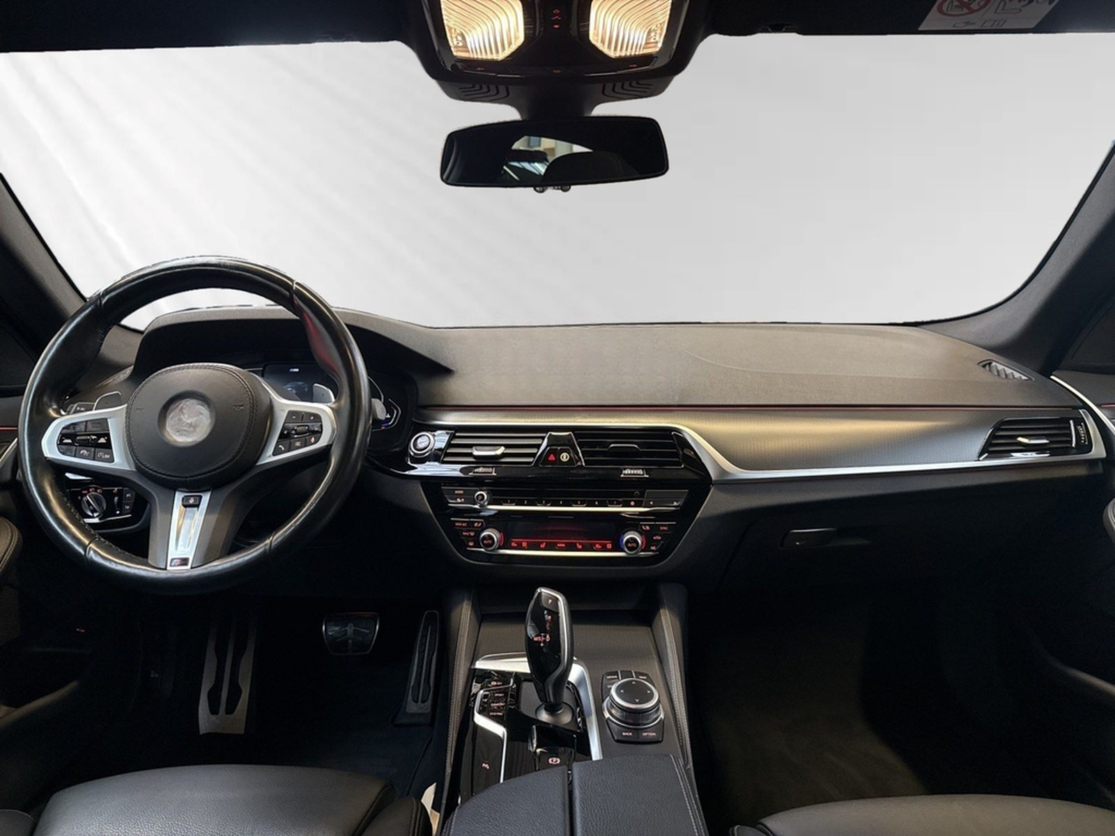 BMW 520i M Sport|AHK|Glasdach|Komfortsitz|Stop&Go foto 9
