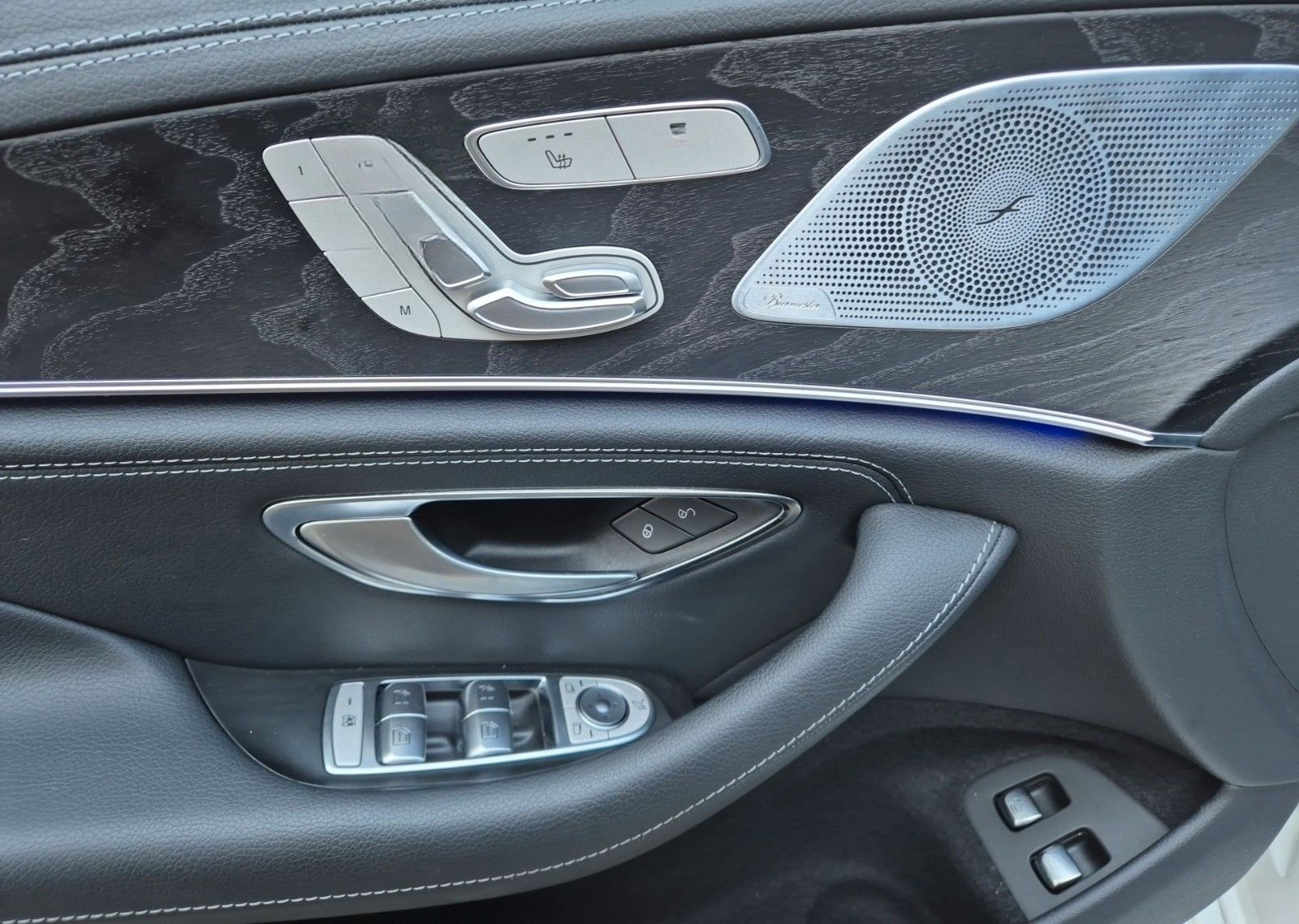 Mercedes-Benz CLS 350d 4Matic AMG Line/LED/ACC/Ambiente/AHK foto 15