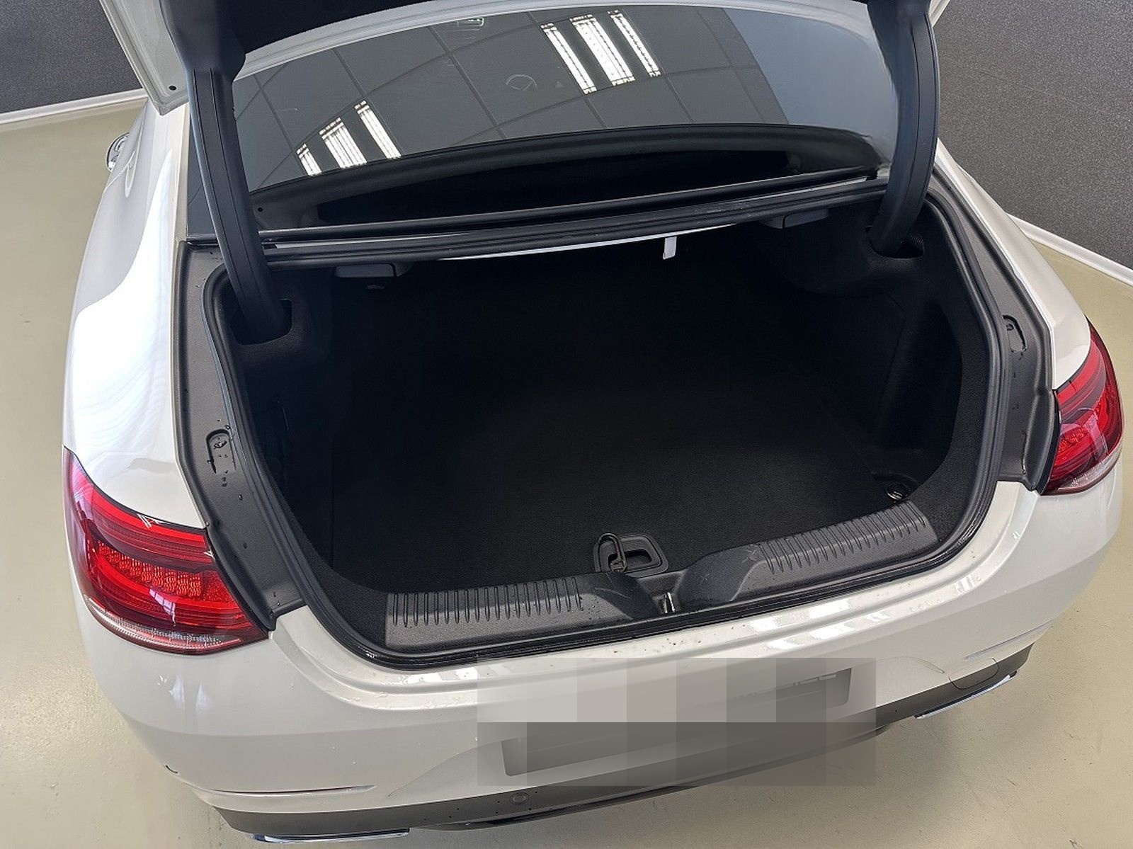 Mercedes-Benz CLS 220 d AMG-Line Burmester 360° Widescreen ACC foto 19