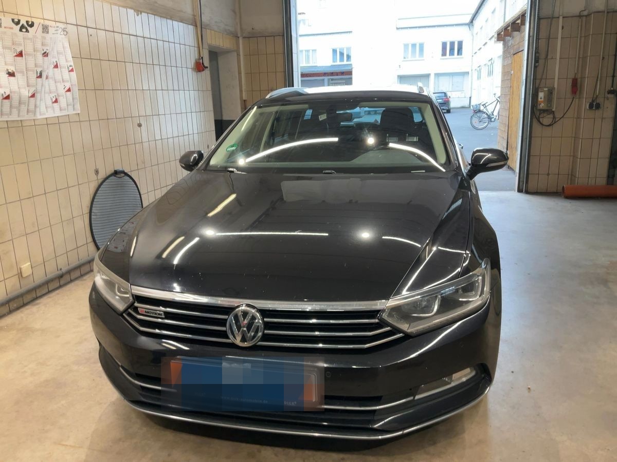 Volkswagen Passat Variant 2.0 TSI 4M +HIGHLINE+LED+AHK+ACC+ foto 2