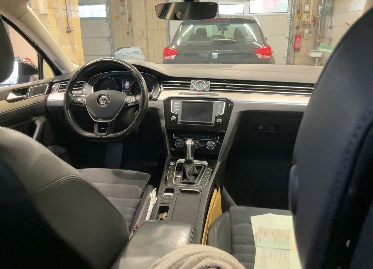 Volkswagen Passat Variant 2.0 TSI 4M +HIGHLINE+LED+AHK+ACC+ foto 4