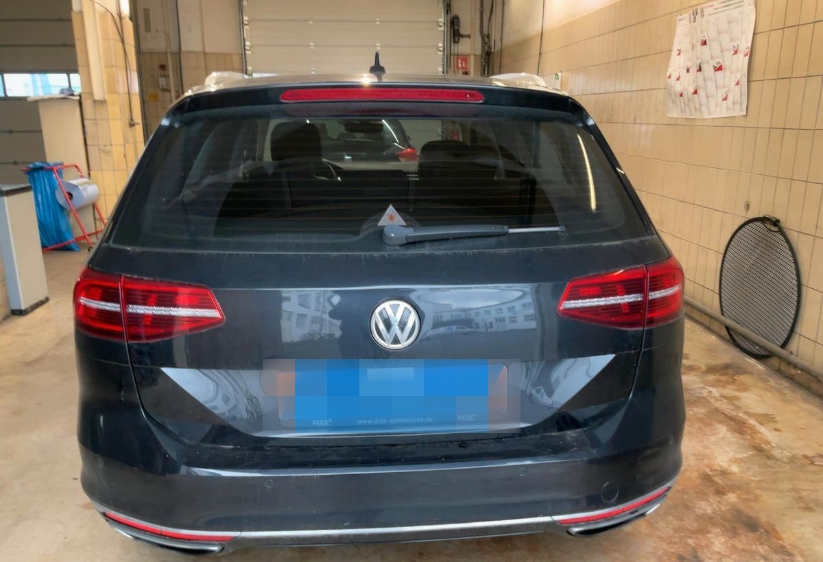 Volkswagen Passat Variant 2.0 TSI 4M +HIGHLINE+LED+AHK+ACC+ foto 5