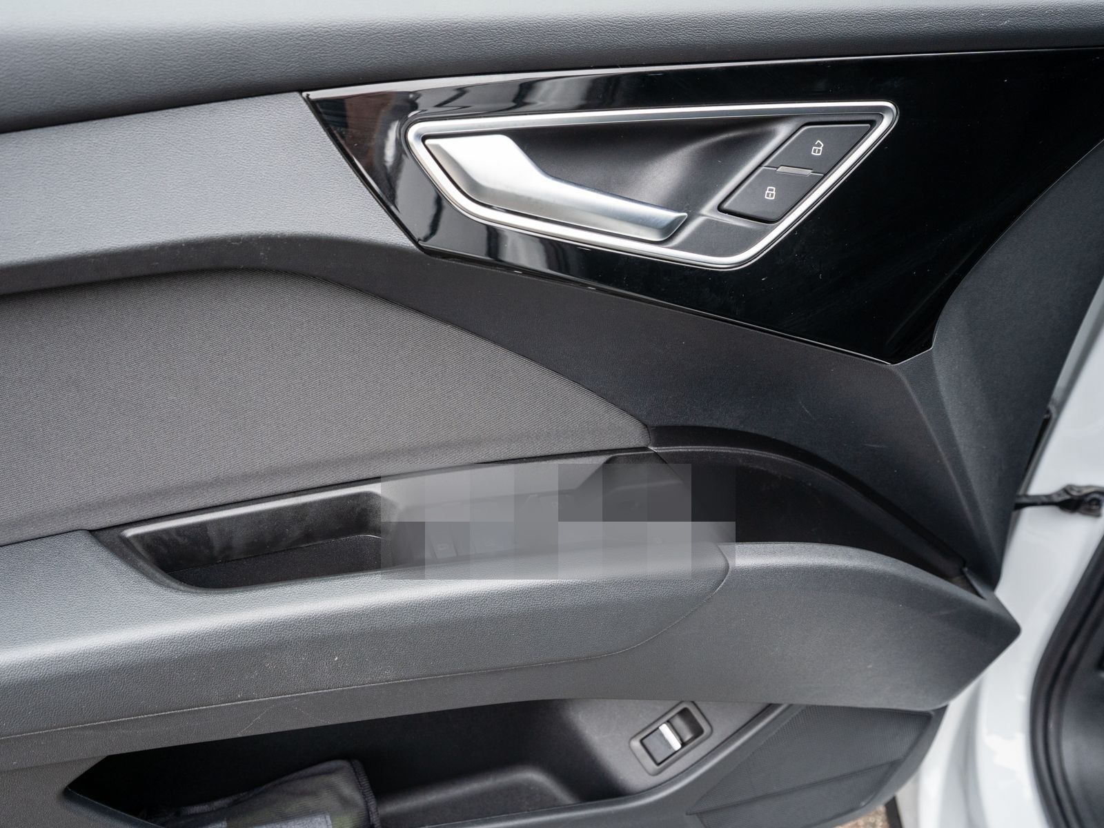 Audi Q4 Sportback 40 e-tron NAVI LED GRA SONOS SHZ VC foto 11