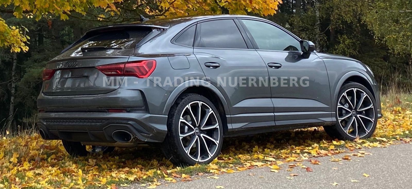 Audi RSQ3 RS Q3  2.5 TFSI-PANOR-B&O-SPORTABGAS-1.HAND foto 4