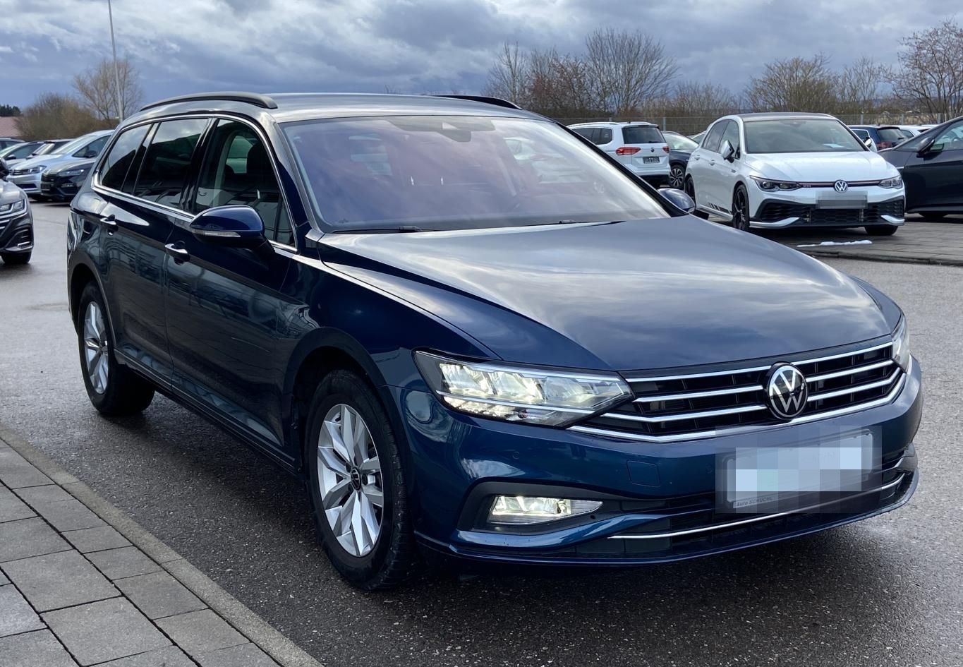 Volkswagen Passat Variant 2.0 TDI DSG Business EL.HECK+APP- foto 6