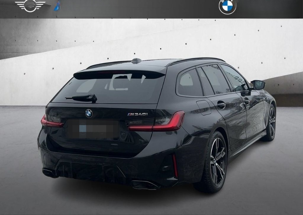 BMW M340i xDrive Touring M Sport RFK LED H&K PANO foto 4
