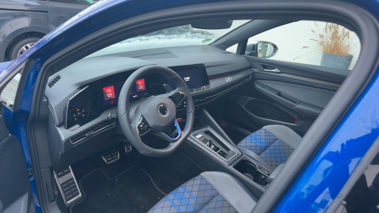 Volkswagen Golf 2.0 TSI OPF DSG 4MOTION R foto 4