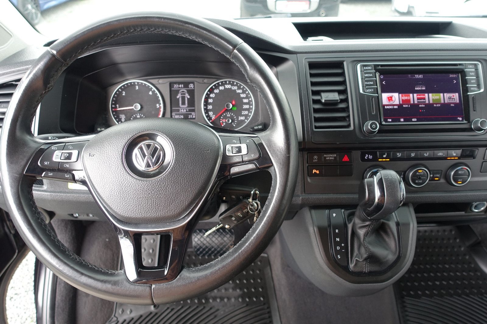 Volkswagen T6 California Beach 4M 2.0 TDI DSG NAVI ANHK 18' foto 16