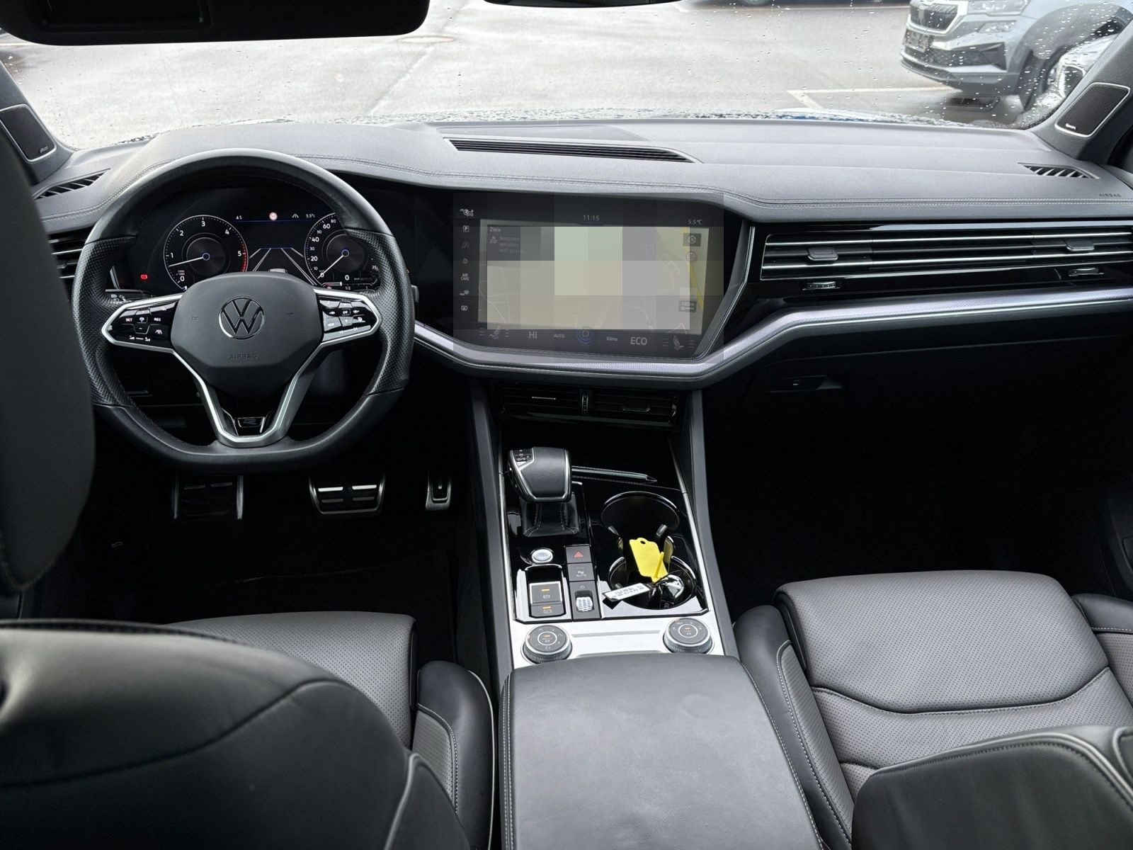 Volkswagen Touareg 3,0 TDI V6 4motion R-Line AHK Pano foto 10