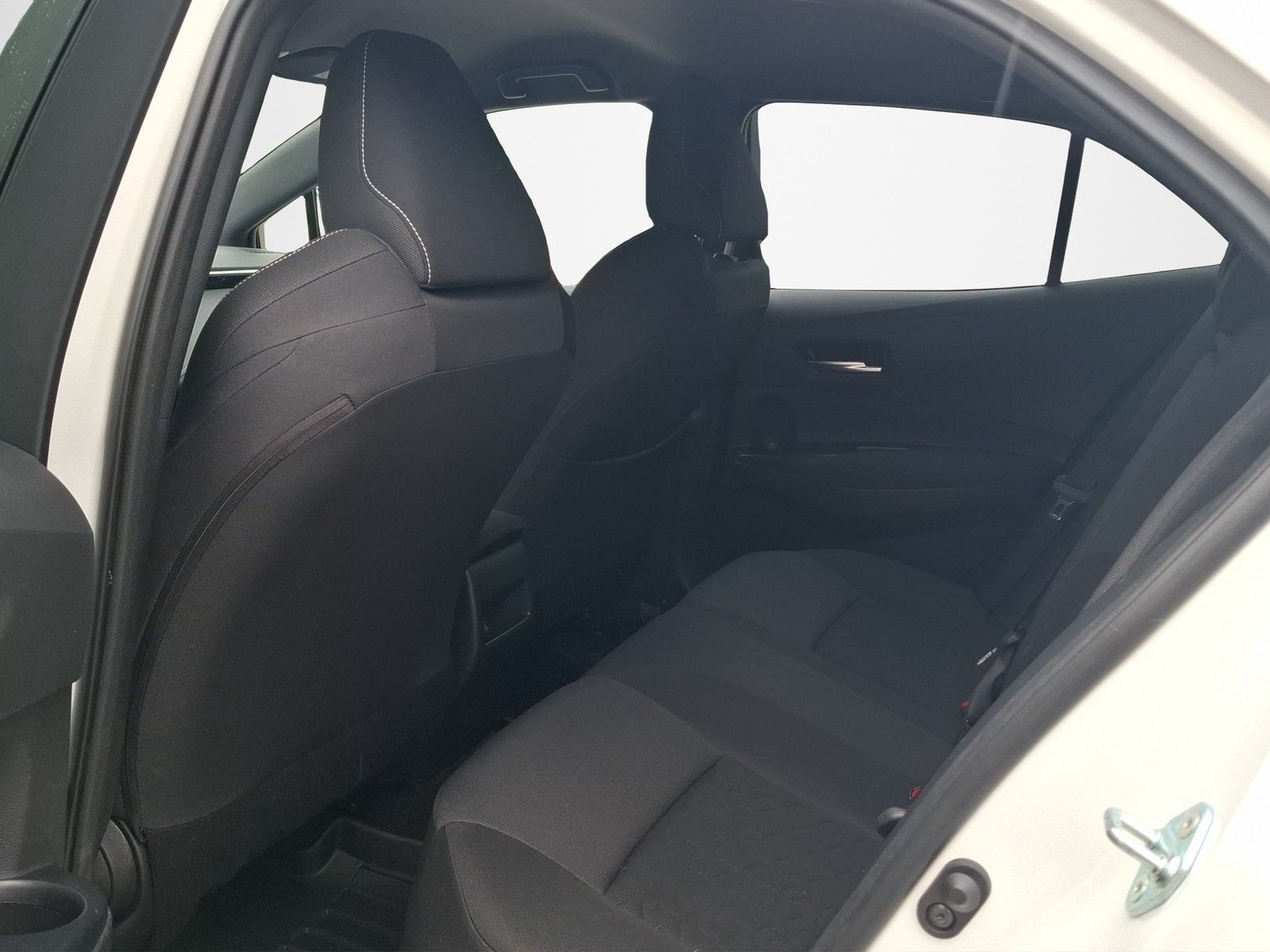 Toyota Corolla 1.2T Team D AHK / BI-LED / SMART-CONNECT foto 15