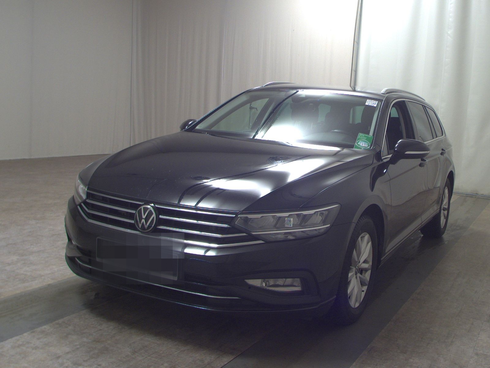 Volkswagen Passat Var. 2.0 TDI Business Navi LED AID RFK foto 2