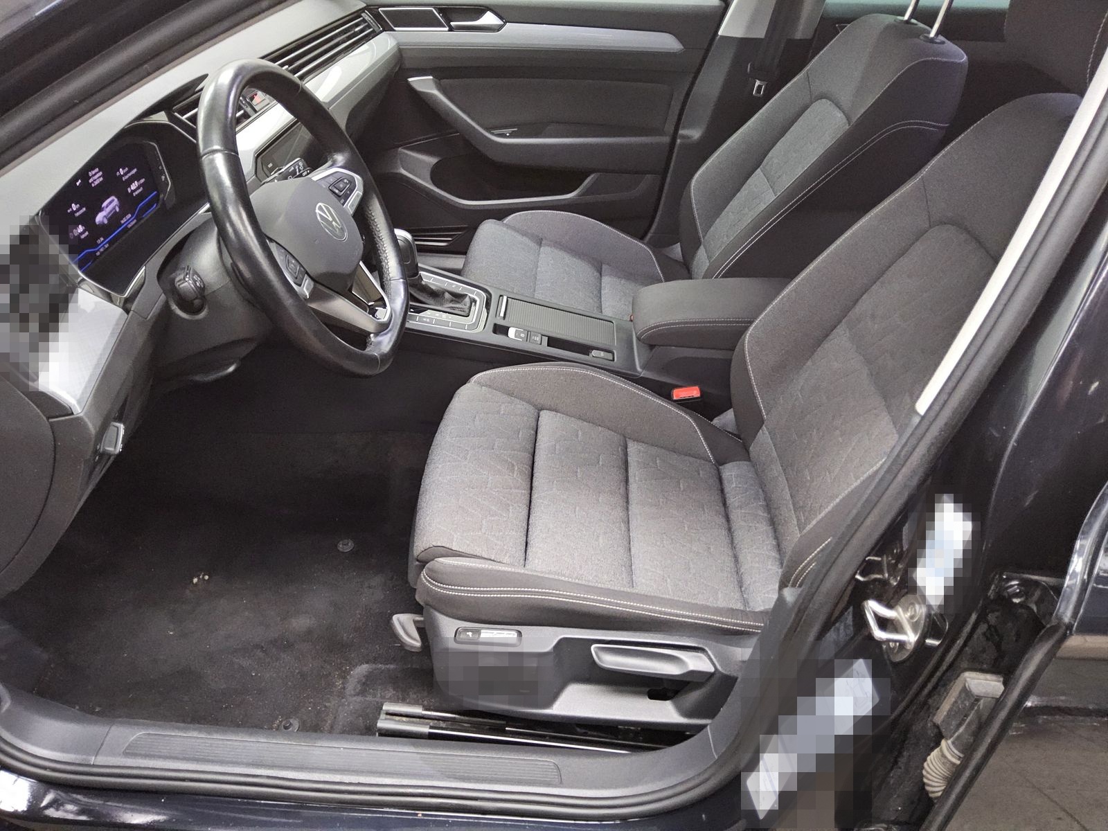 Volkswagen Passat Var. 2.0 TDI Business Navi LED AID RFK foto 9