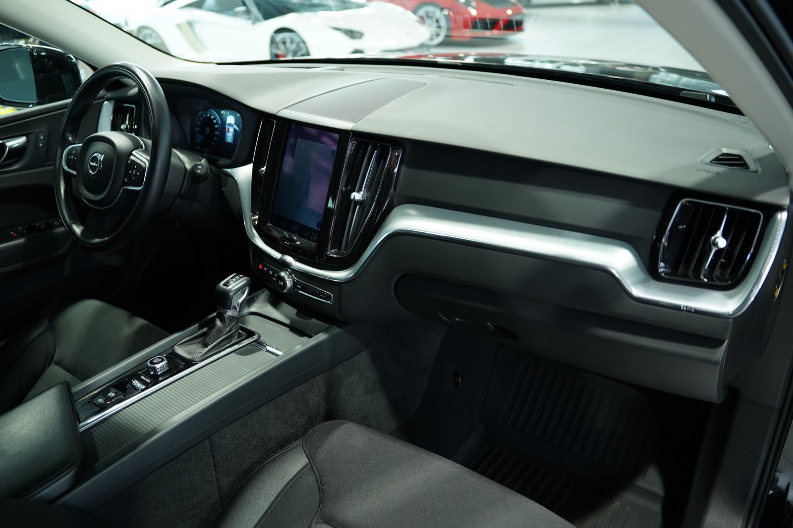 Volvo XC60 Momentum 2WD *H-UP *Kamera *Digital *Navi foto 15