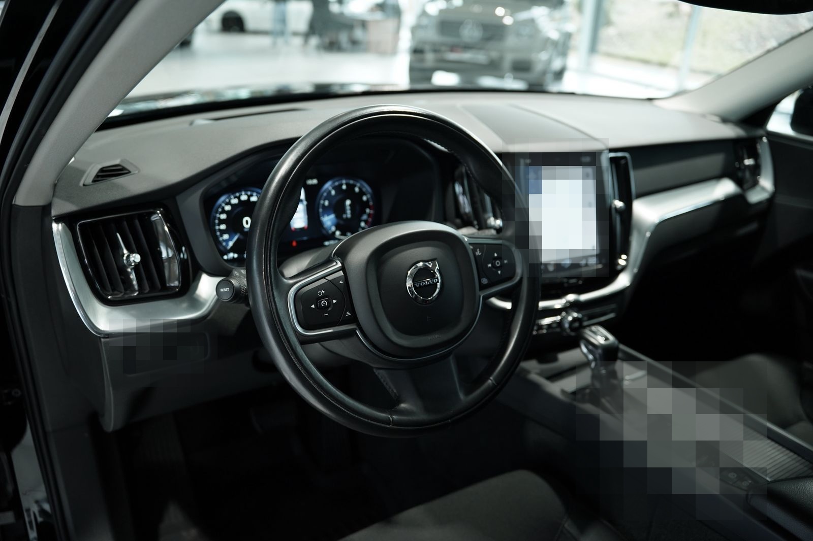 Volvo XC60 Momentum 2WD *H-UP *Kamera *Digital *Navi foto 18