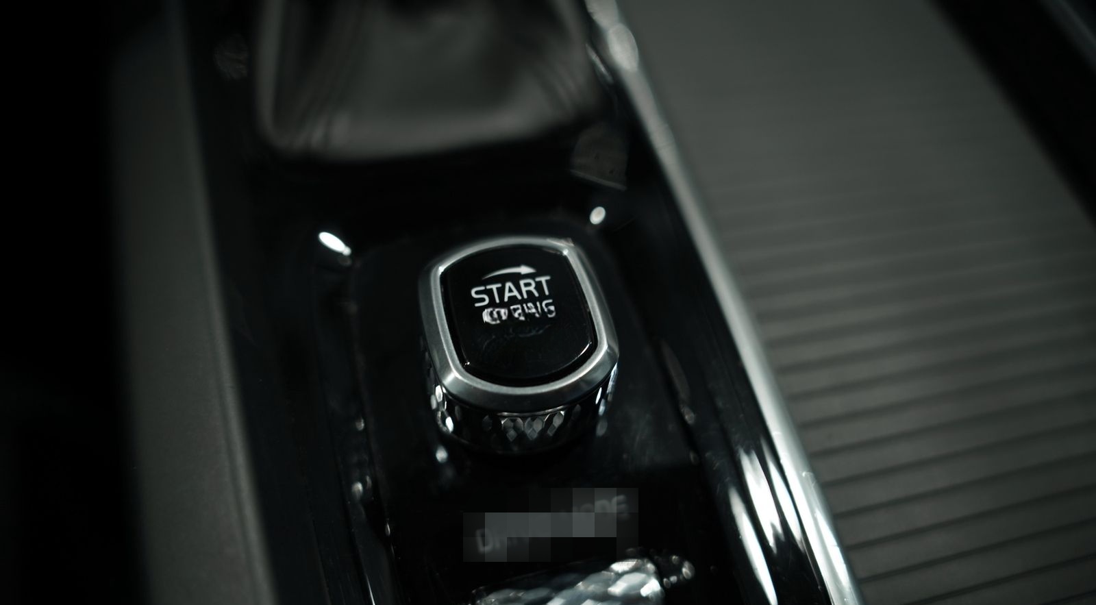 Volvo XC60 Momentum 2WD *H-UP *Kamera *Digital *Navi foto 21