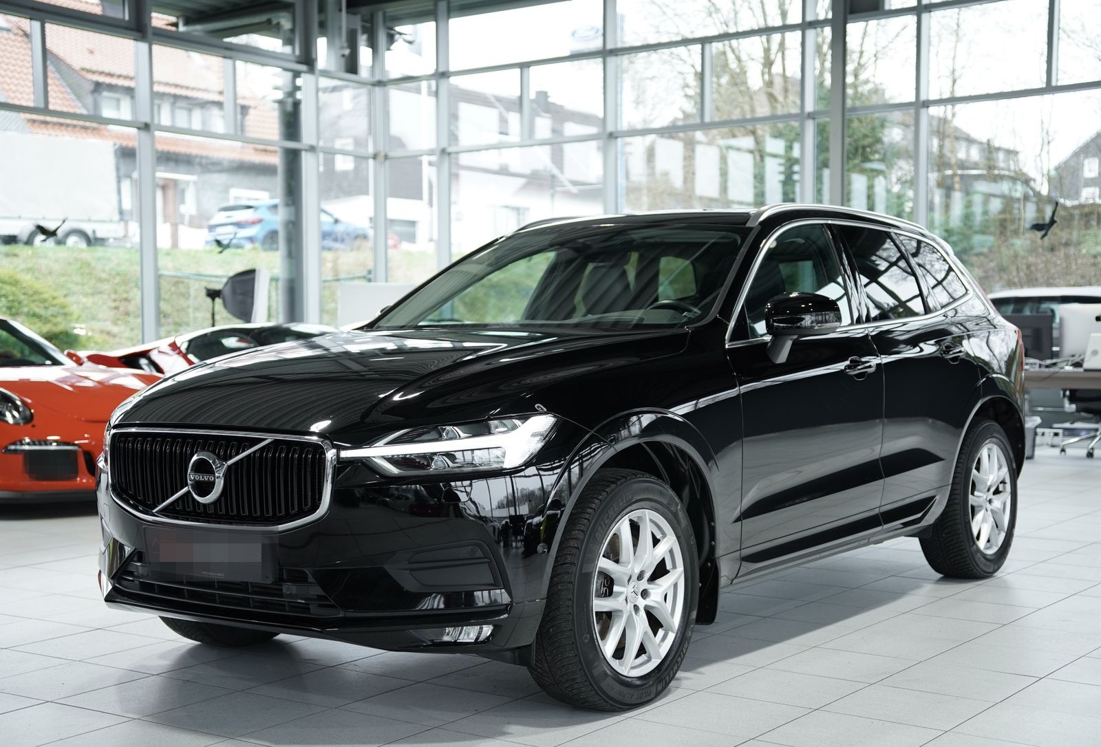 Volvo XC60 Momentum 2WD *H-UP *Kamera *Digital *Navi foto 4
