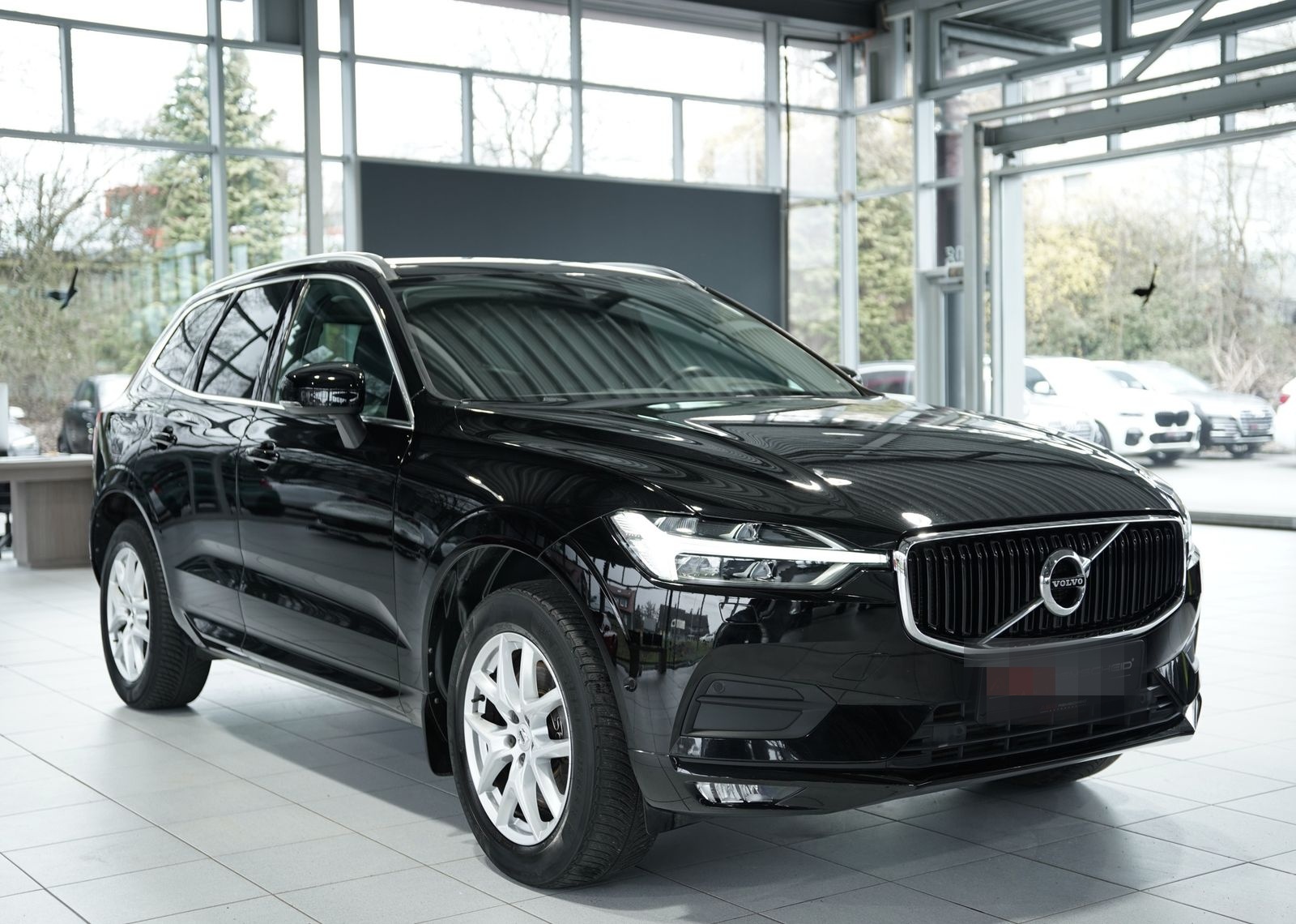 Volvo XC60 Momentum 2WD *H-UP *Kamera *Digital *Navi foto 5