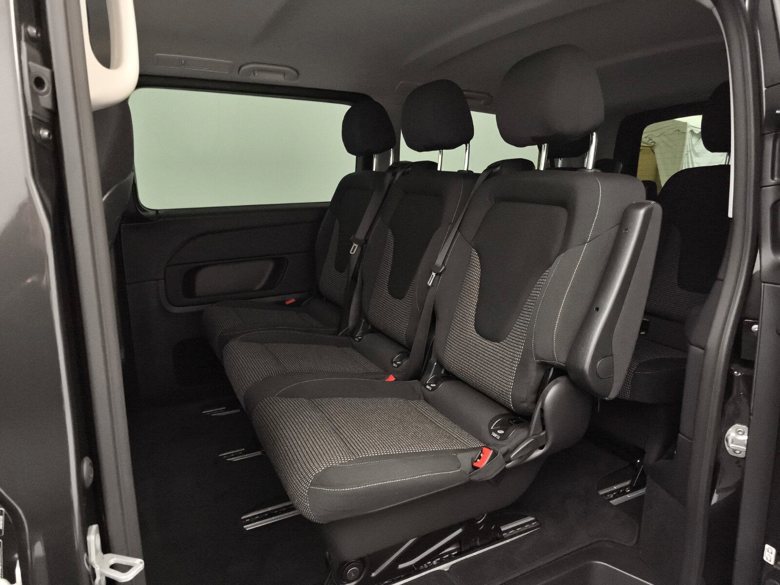 Mercedes-Benz V 300 d 4M Style/L DISTR. Navi Multibeam AHK foto 12