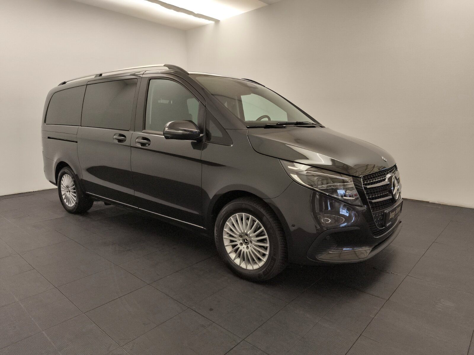 Mercedes-Benz V 300 d 4M Style/L DISTR. Navi Multibeam AHK foto 4