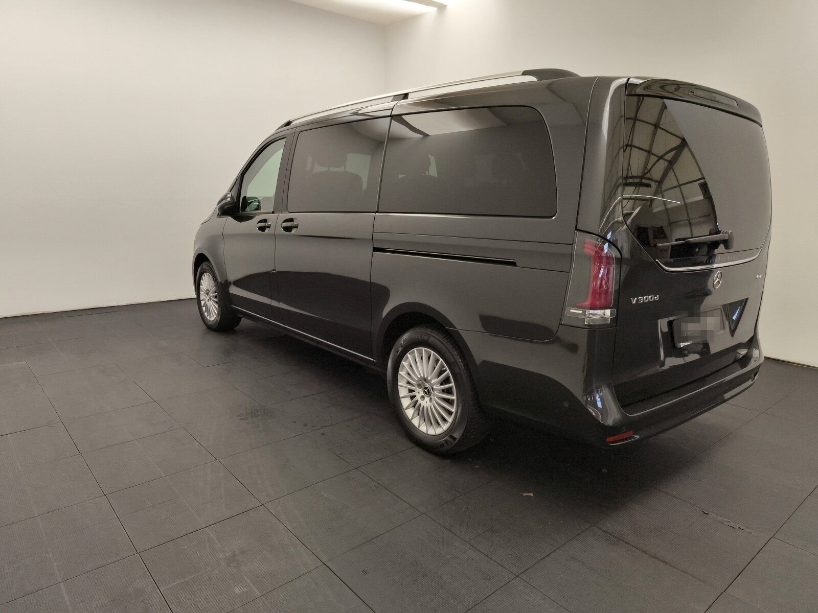 Mercedes-Benz V 300 d 4M Style/L DISTR. Navi Multibeam AHK foto 8