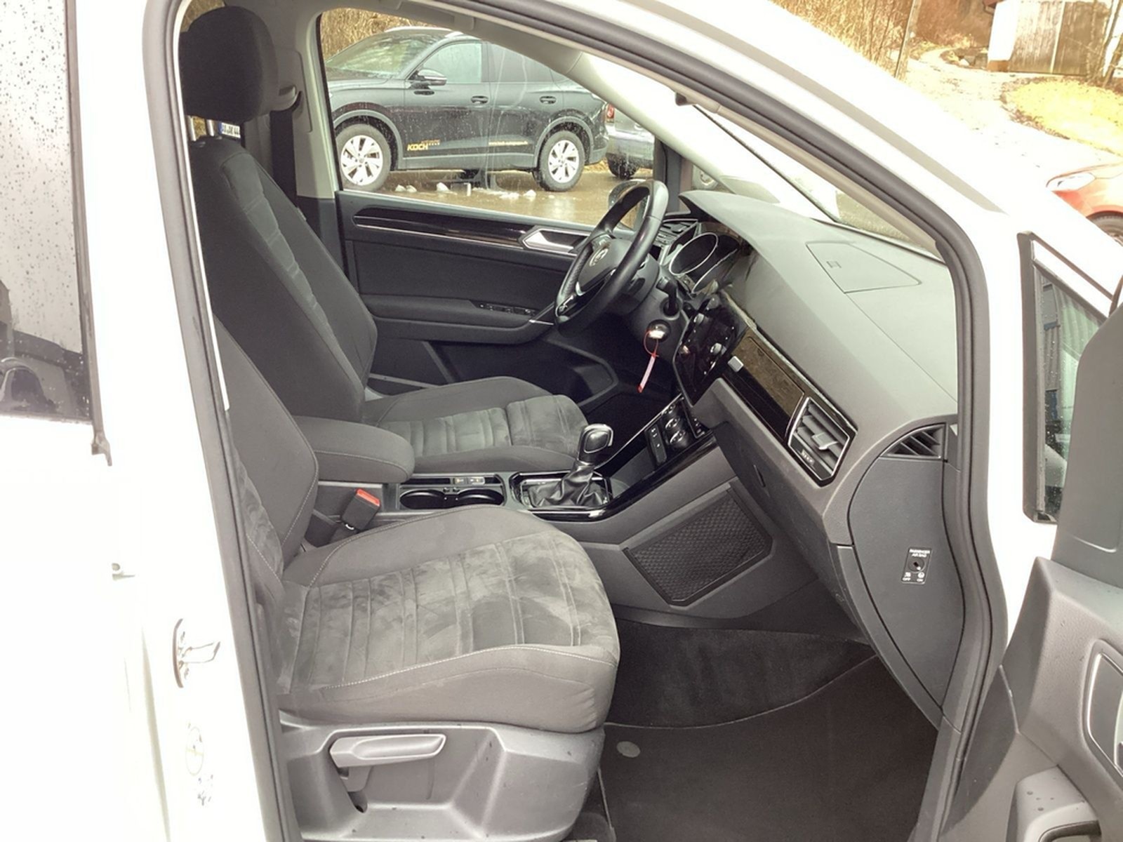 Volkswagen Touran 1.8TSI DSG Highline LED Navi Kamera ACC foto 13