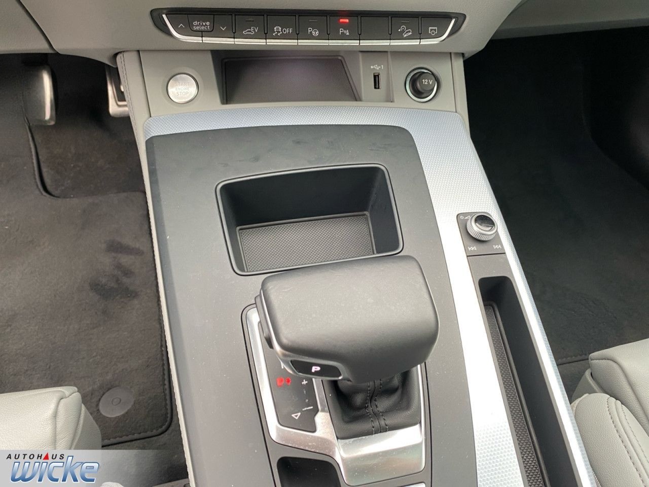 Audi Q5 50 TFSI e quattroS tronic S line NAVI KLIMA foto 7