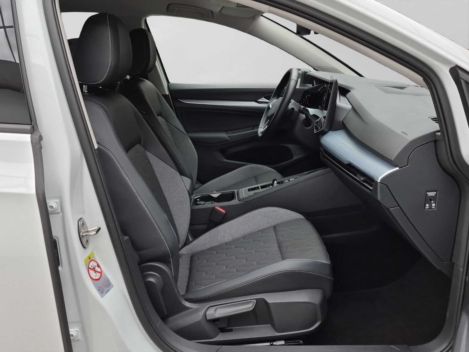 Volkswagen Golf 2.0 TDI DSG GOAL LED+ AHK KAMERA ASSIST foto 4