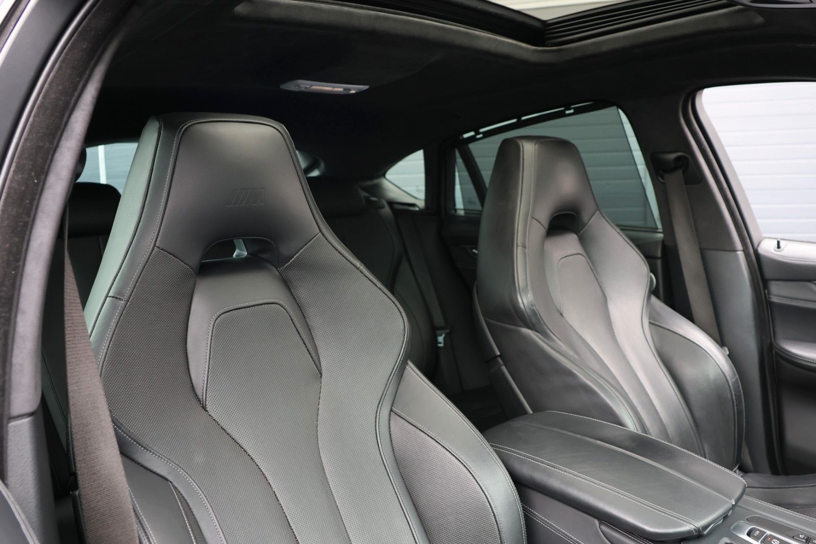 BMW X6M/HUD/B&O/360°/CarPlay/4xSHZ/SBL/LHZ/R21 foto 18