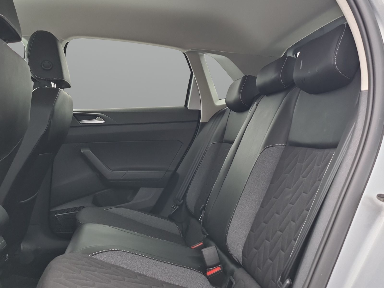 Volkswagen Polo 1.0 TSI DSG Goal+AHK+NAVI+LED+SHZ+PDC+APPCO foto 13