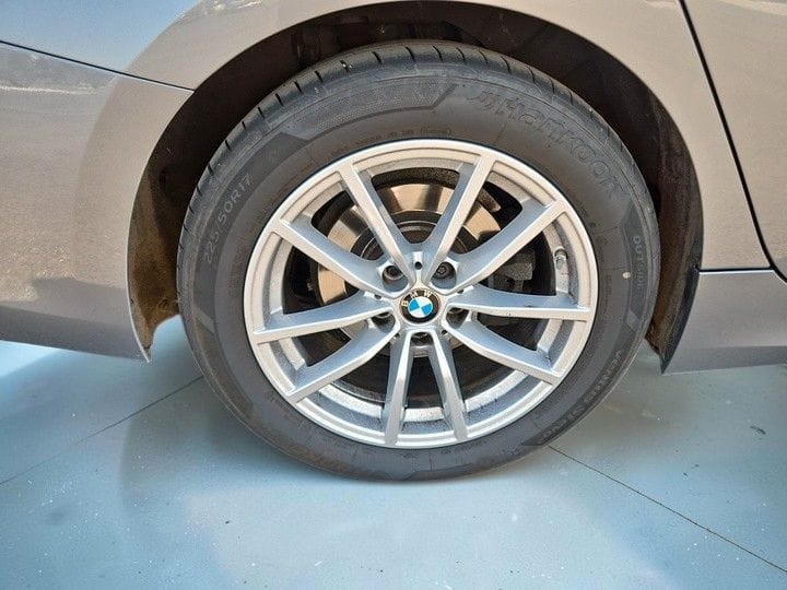 BMW 320d T xDrive Shadow-Line LED WIDE CARPLAY foto 3