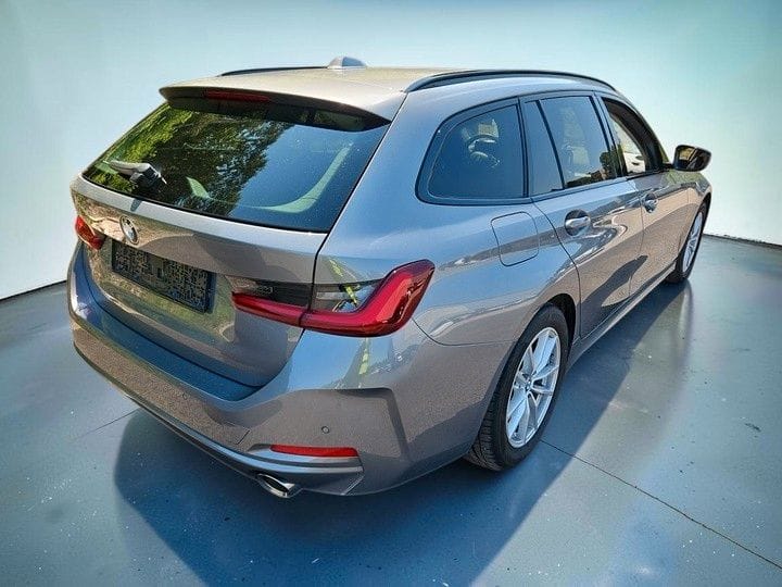 BMW 320d T xDrive Shadow-Line LED WIDE CARPLAY foto 4