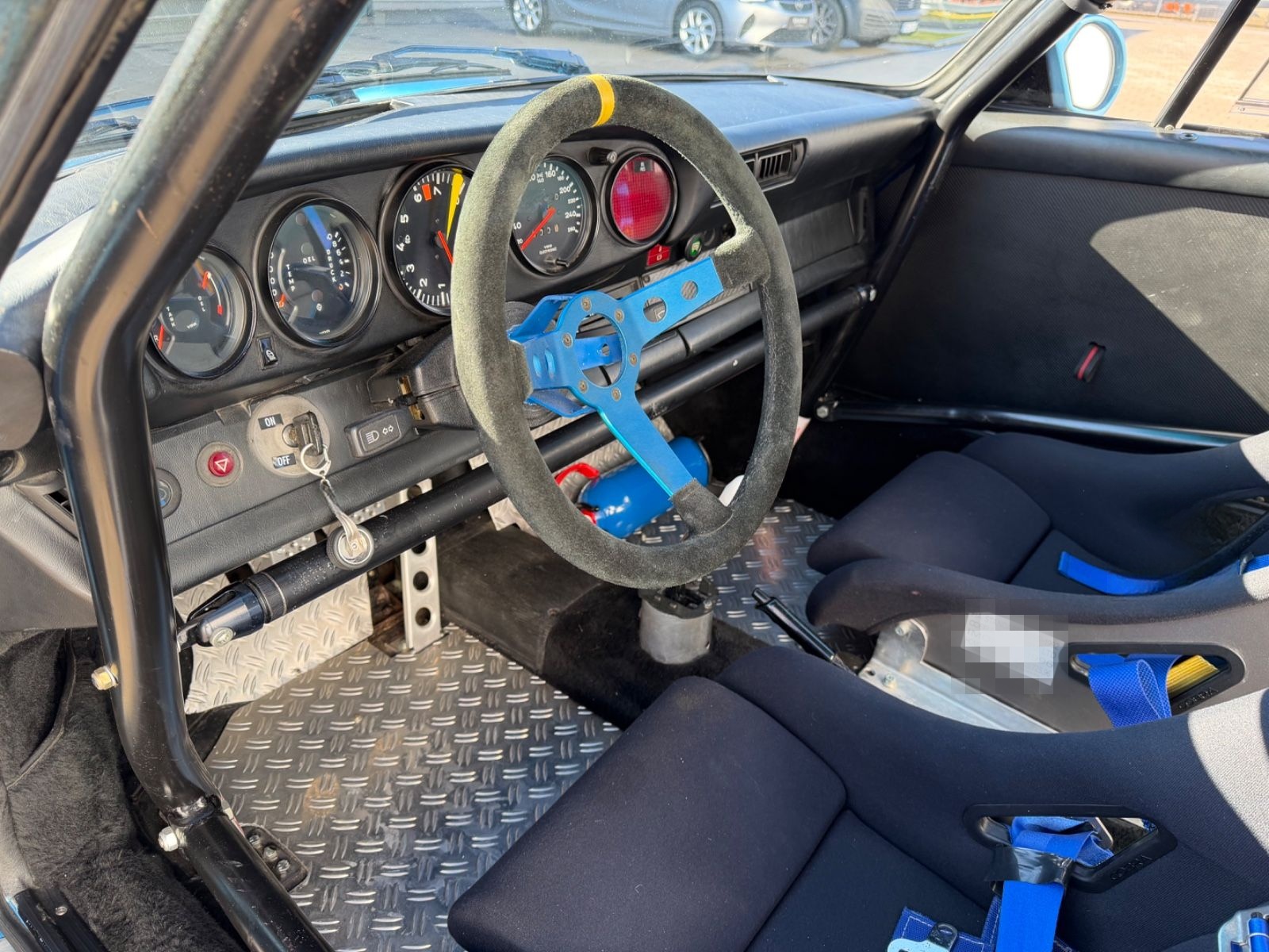 Porsche 911 RSR/IMSA GTU/IROC-Umbau foto 14
