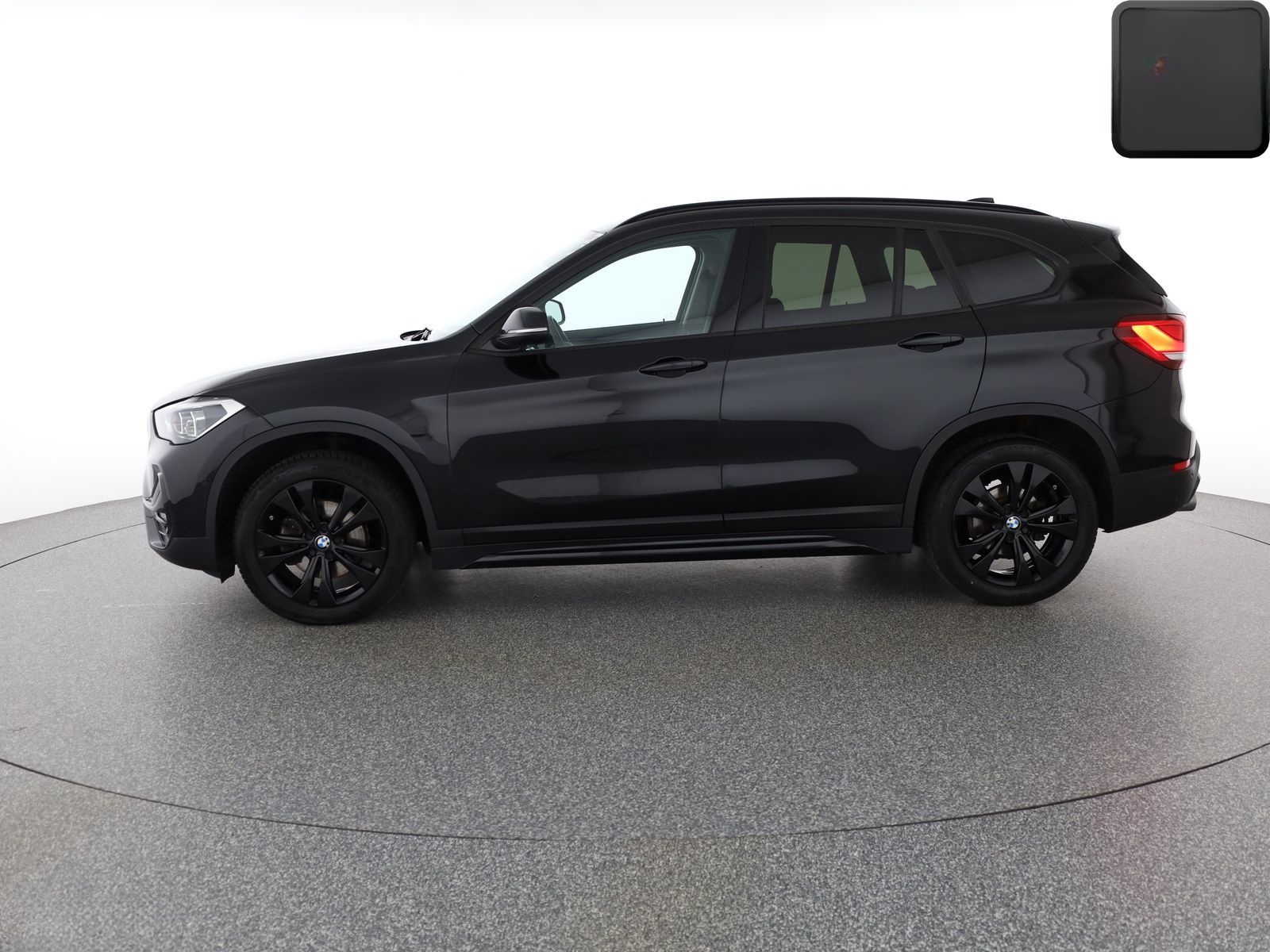 BMW X1 sDrive18i SPORT LINE AMBIENTE,KAMERA,1.HD,SH foto 2